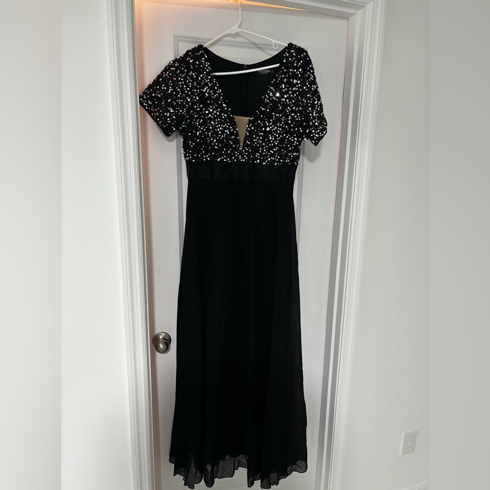 SHEIN Elegant Black and White Maxi Dress